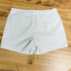 A.N.A. a new approach Mid-Rise MIDI Short 5” INSEAM, Good Condition